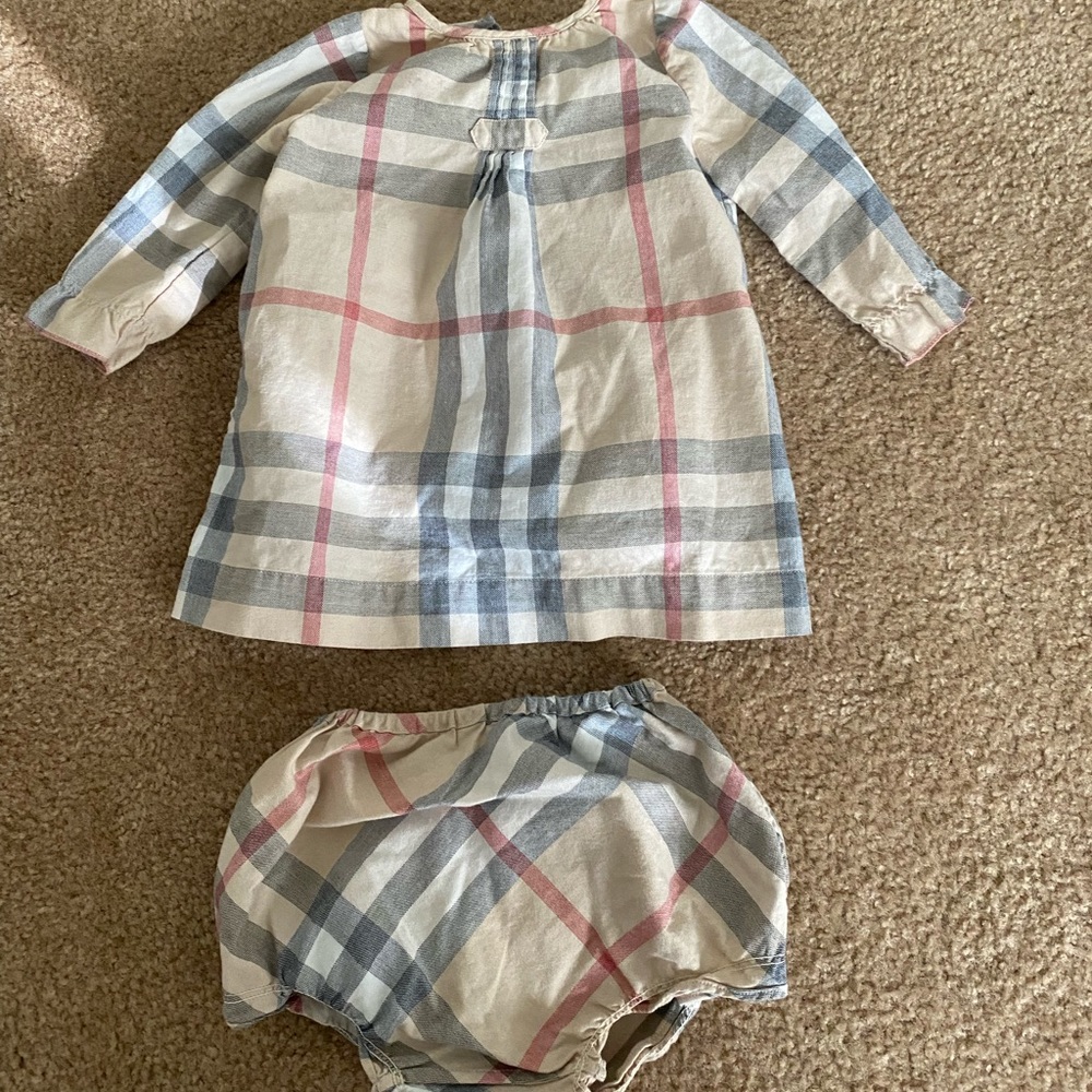 Burberry 9 months Dress